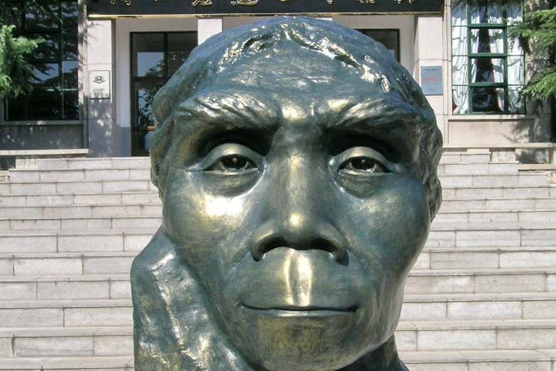 Visit the Zhoukoudian archeological site