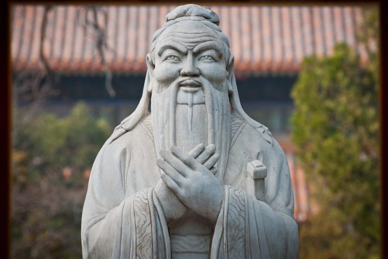 Escultura del Templo de Confucio de Pekín