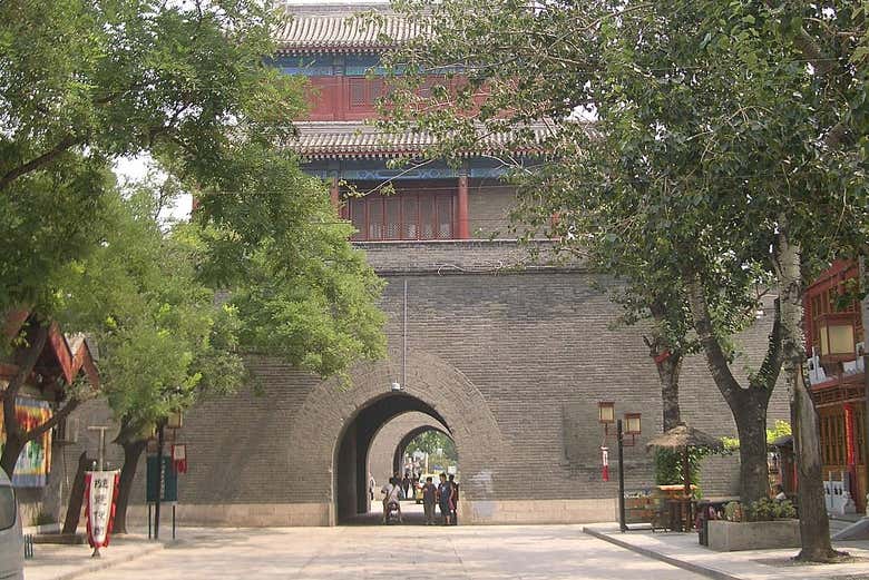 Visit the awe-inspiring Wanping Fortress