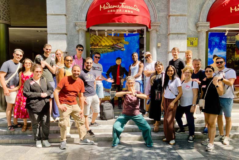 Devant le musée de cire Madame Tussauds de Pékin