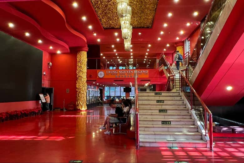 Interior do Red Theatre