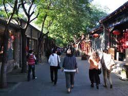 Hutong de Pekín, moderno y comercial