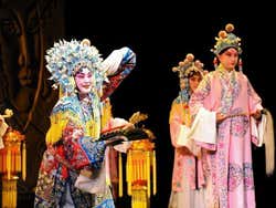 Discover the Beijing Opera