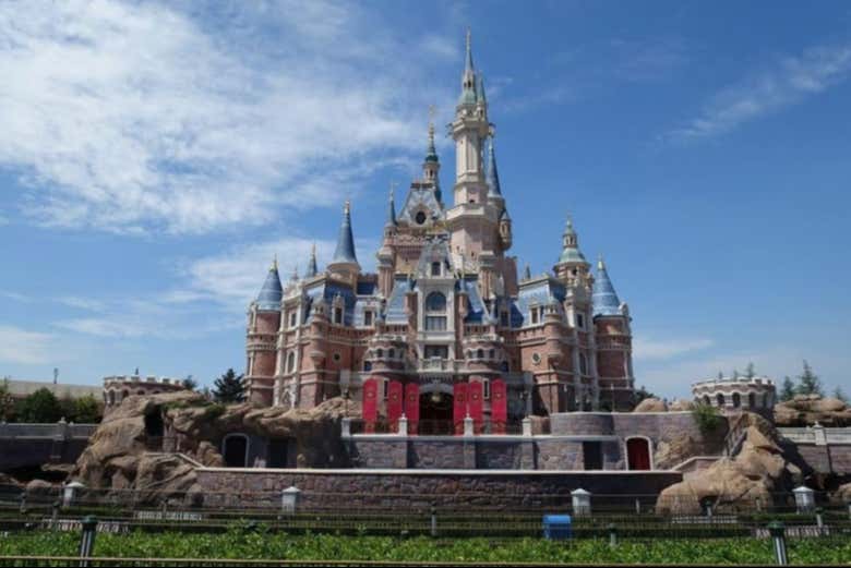 Castillo del Shanghai Disneyland Park
