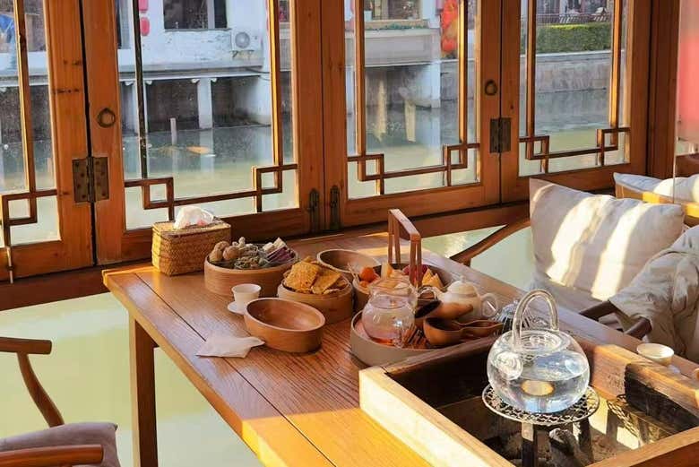 El té en un tradicional local de Qibao