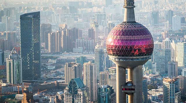 Oriental Pearl Tower - La Torre della Televisione di Shanghai