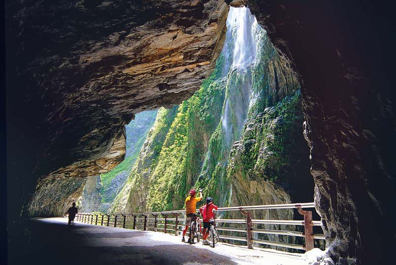 Visit the impressive Taroko Gorge