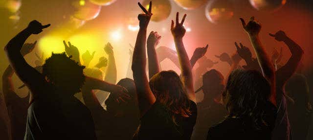 Pub Crawl. Tour de festa por Taipei!