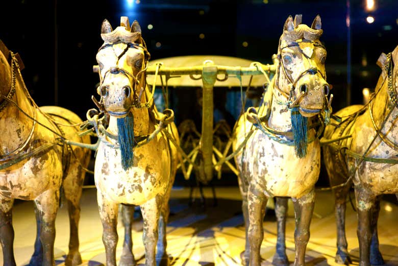 Caballos y carroza de terracota de los guerreros de Xián