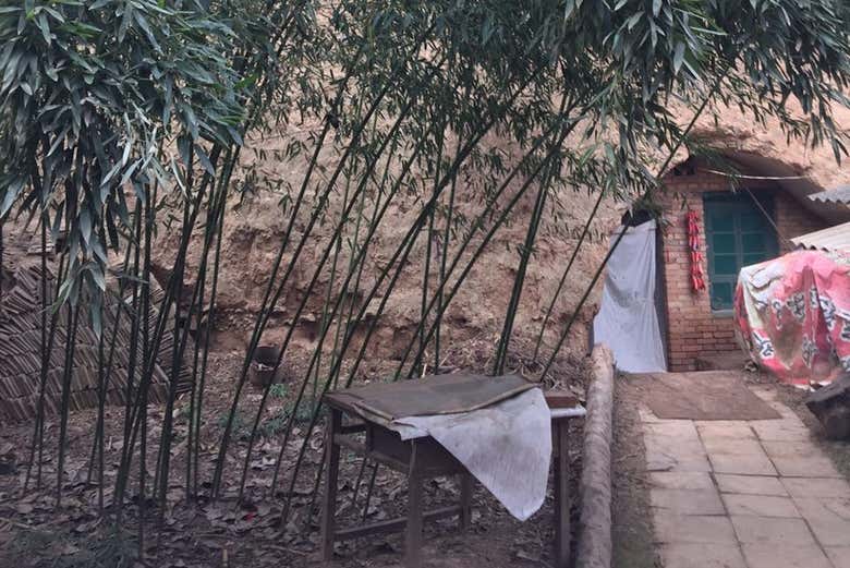 Entrada de uma casa caverna de Panggou