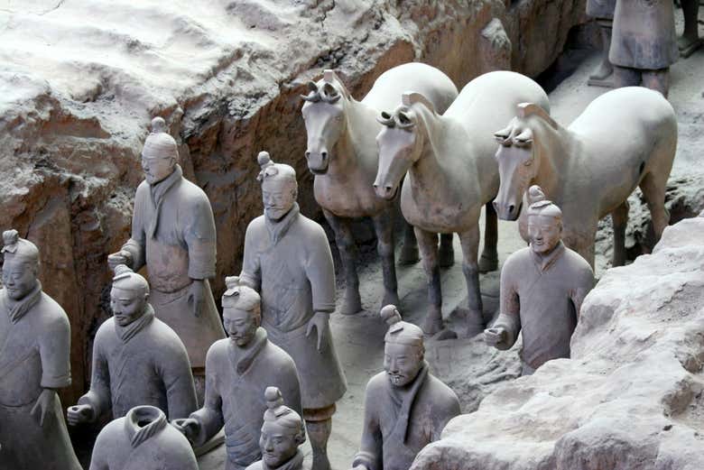 Guerreros de Terracota con sus caballos