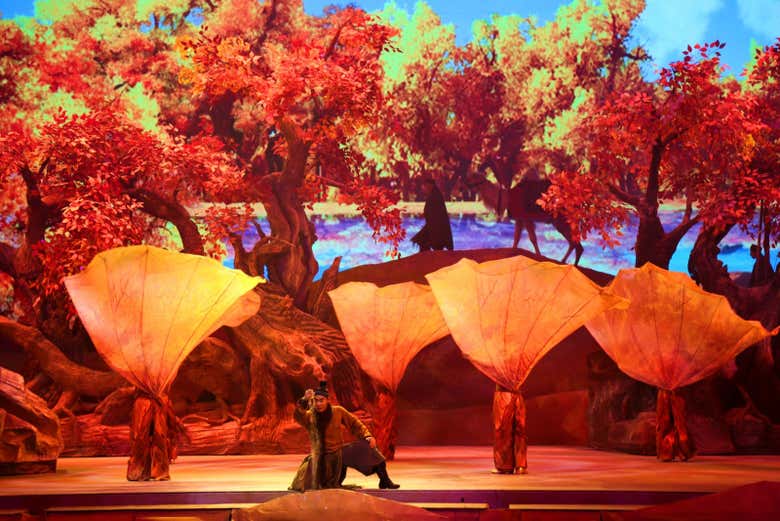 El espectáculo de la Ruta de la Seda es de lo mas inmersivo