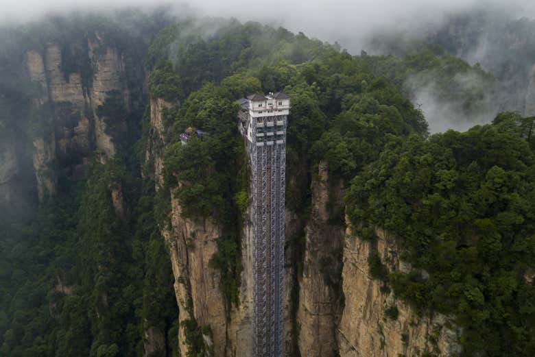 Elevador Bailong, o elevador exterior mais alto do mundo