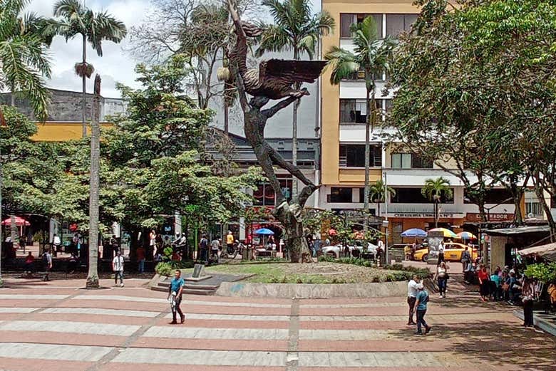 Monumento al Esfuerzo, en la plaza de Bolívar