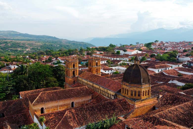 Vue aérienne sur la cathédrale de Barichara
