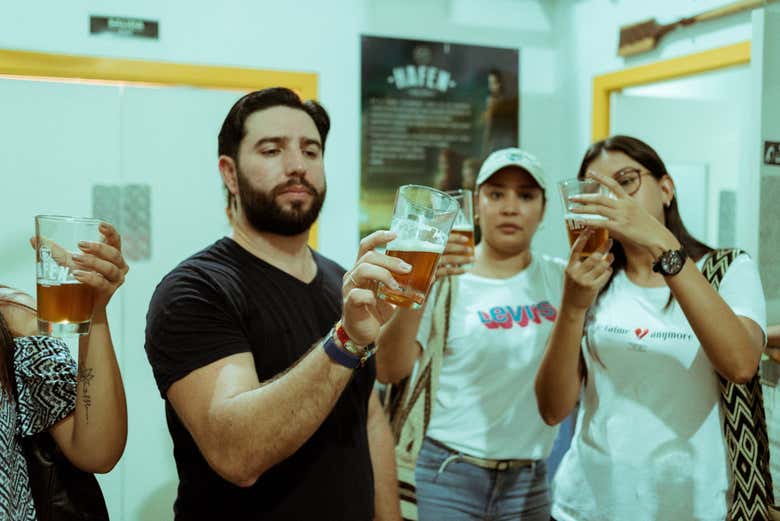 Degustando la cerveza de Barranquilla