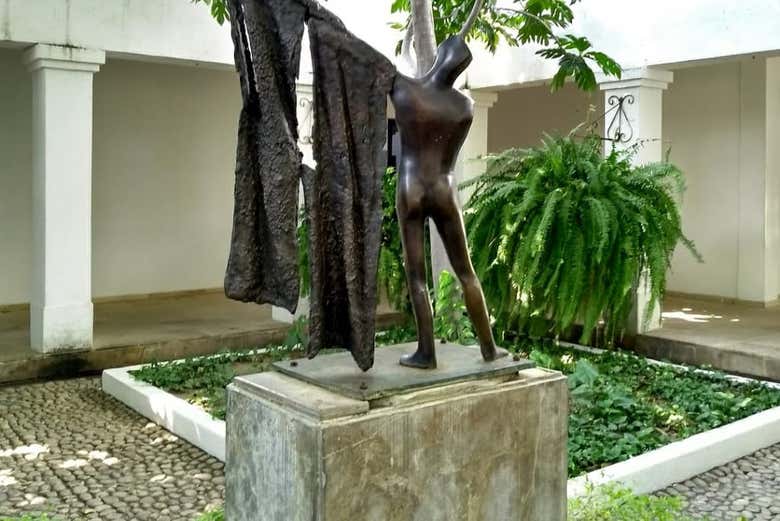 Escultura en Quinta de San Pedro