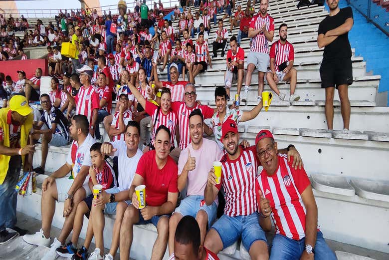 Viviréis esta experiencia con aficionados locales