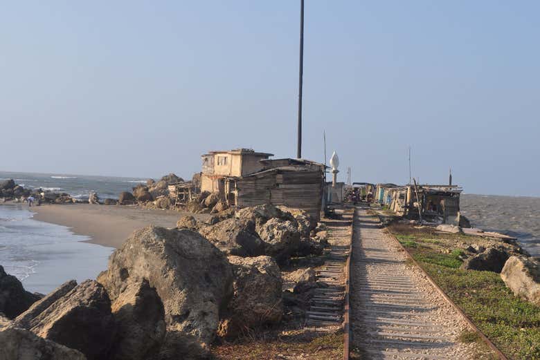 Confluencia entre el mar Caribe y el río Grande de la Magdalena