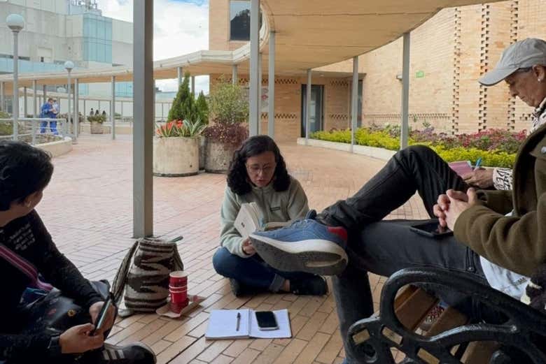 Aprendiendo sobre el escritor