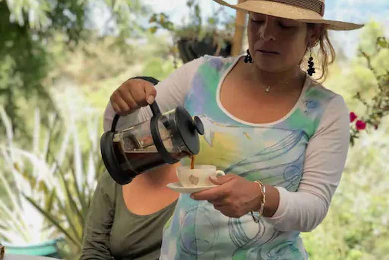 Café colombiano preparado de forma tradicional