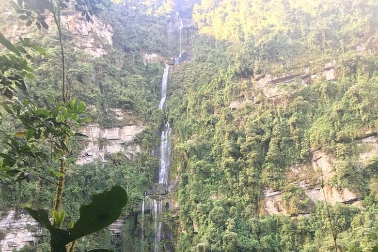 Vista da cascata La Chorrera