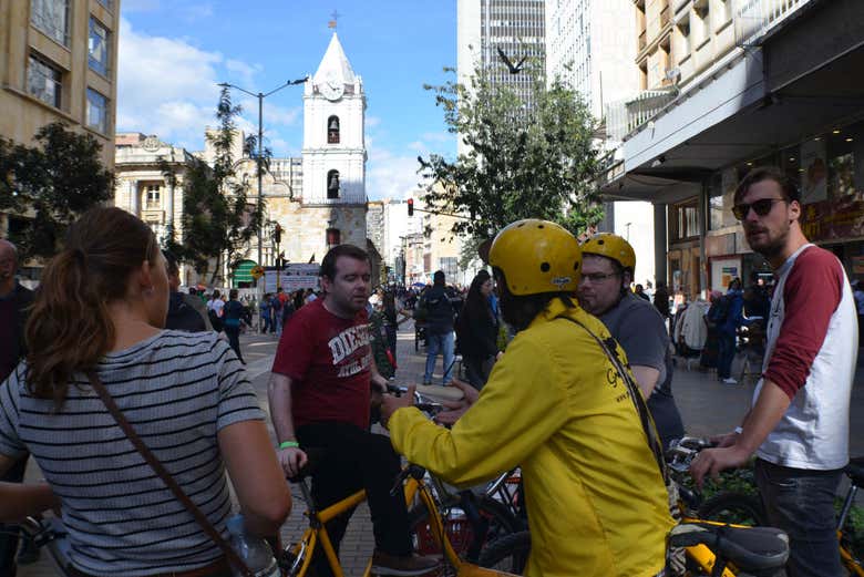 Conhecendo Bogotá no free tour de bicicleta