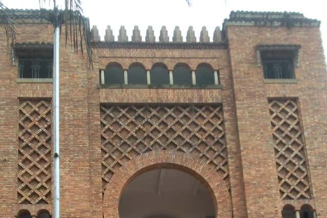  Praça e touros de la Santamaría