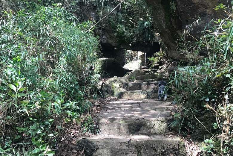 Chegando perto das cavernas