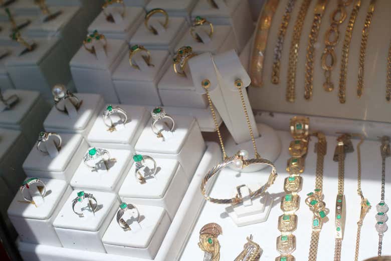 Las esmeraldas sirven para elaborar bellas joyas