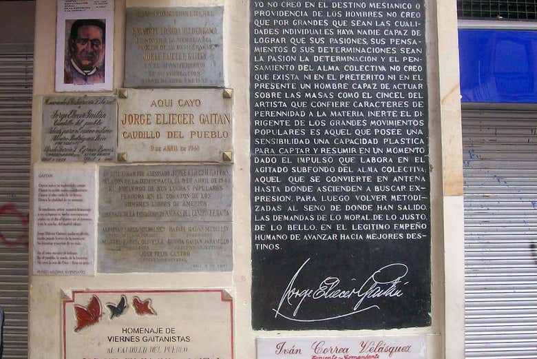 Monumento em homenagem a Jorge E. Gaitán