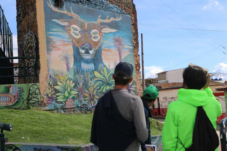 Disfrutando del free tour del grafiti
