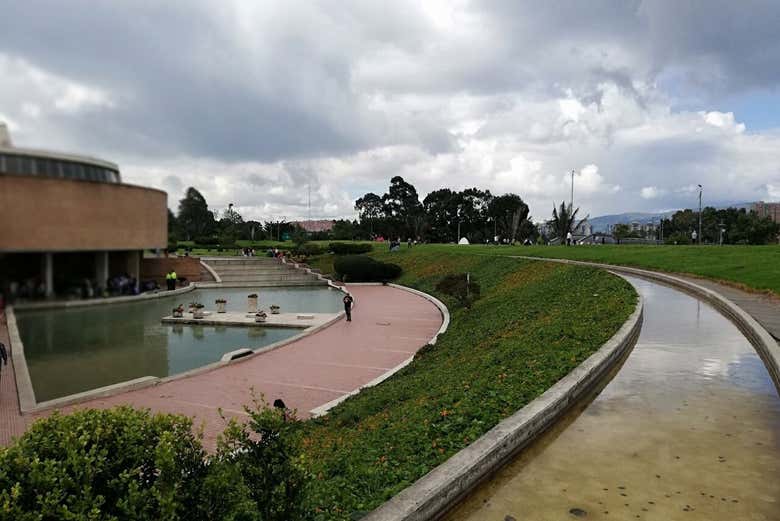 Exteriores de la biblioteca