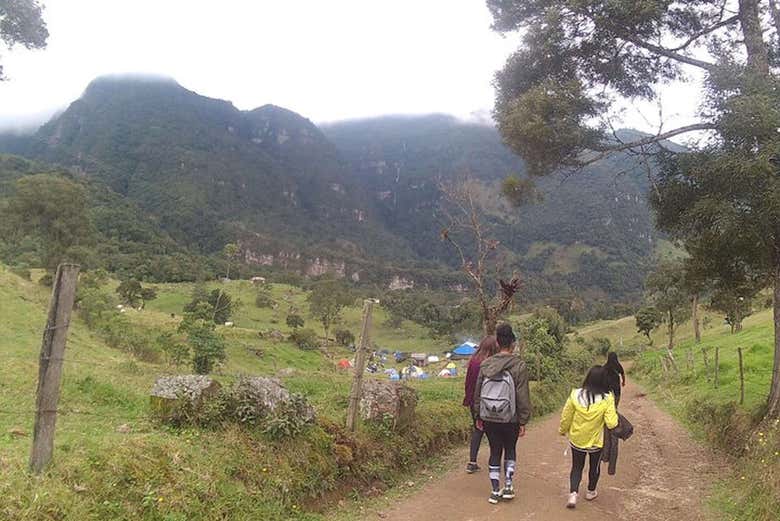 Trilha por La Chorrera
