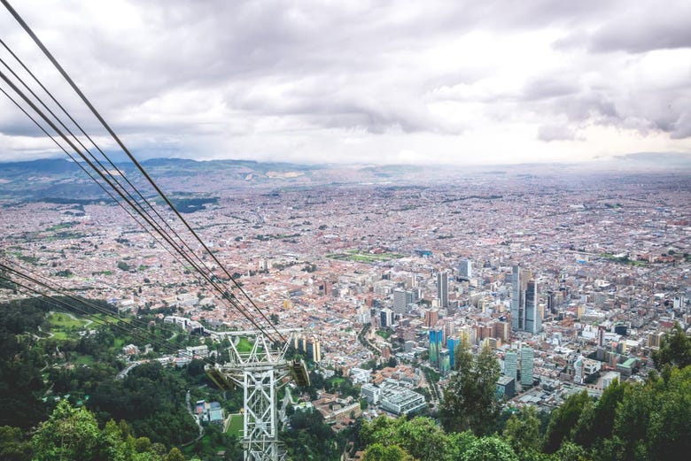 Bogotá desde el teleférico del Cerro de Monserrate