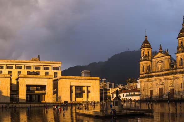 Bogota Free War & Peace History Tour