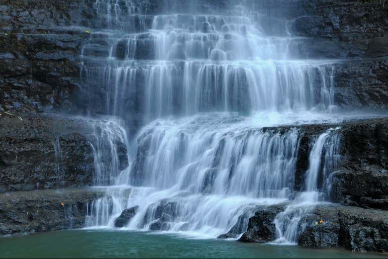 Admire the waterfalls in Juan Curi