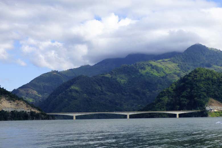 Magnifique paysage du lac Topocoro