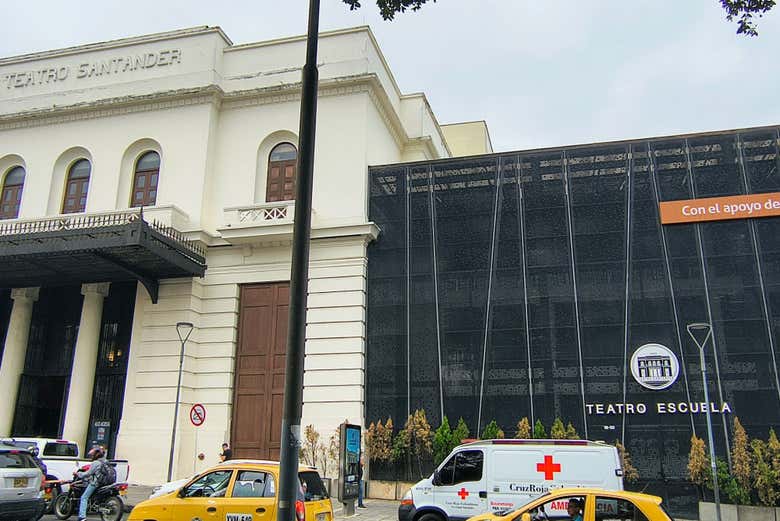 Fachada del Teatro Santander