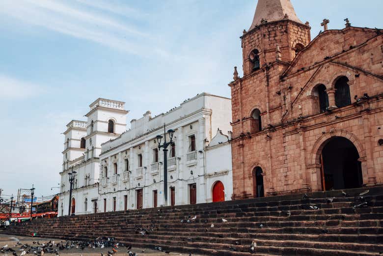 Comparando los estilos arquitectónicos de las iglesias