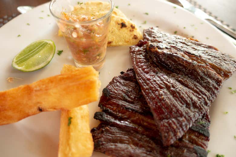 Plato de carne oreada