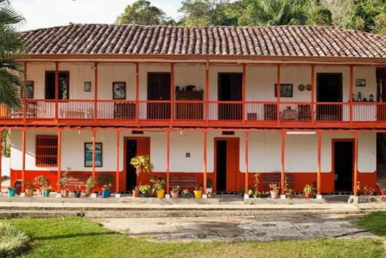 Edificio principale della tradizionale tenuta El Balcón