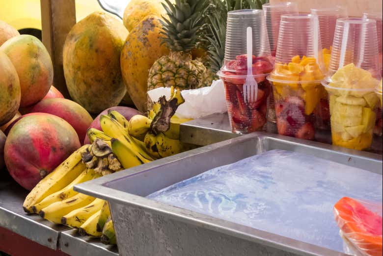 Fruta en las calles de Cali