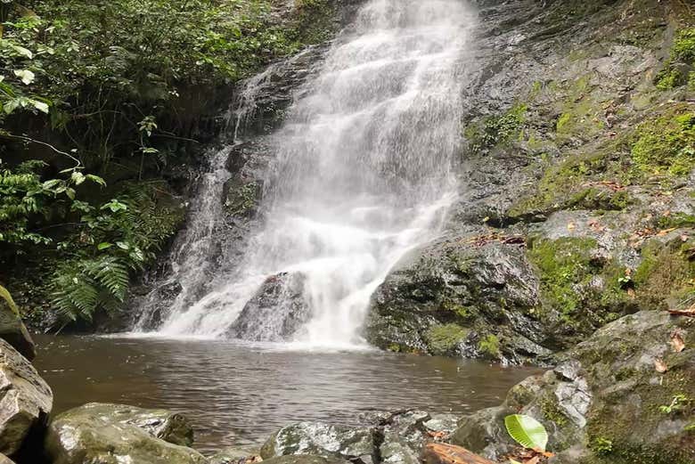 Uma das cachoeiras de Los Farallones