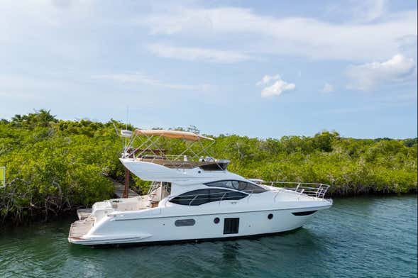 Private Boat Rental with Skipper in Cartagena