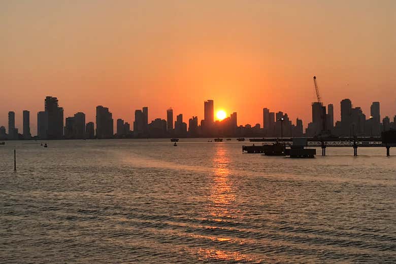 La bahía de Cartagena al atardecer