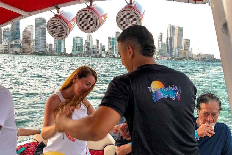 Bailando durante la travesía