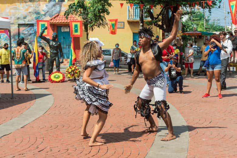 Couple dansant à Carthagène des Indes
