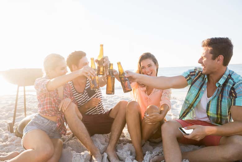 Make the most of your time on Corona Island!