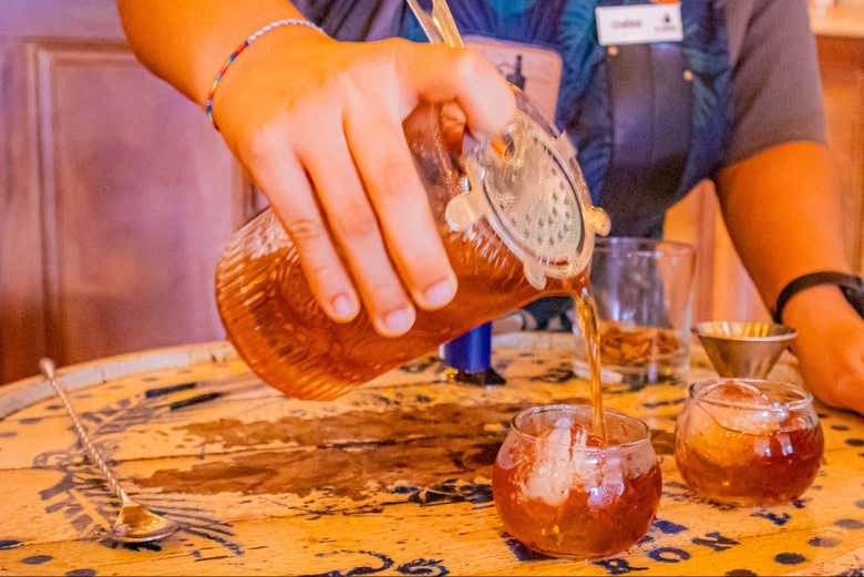 Learn about the rum aging process